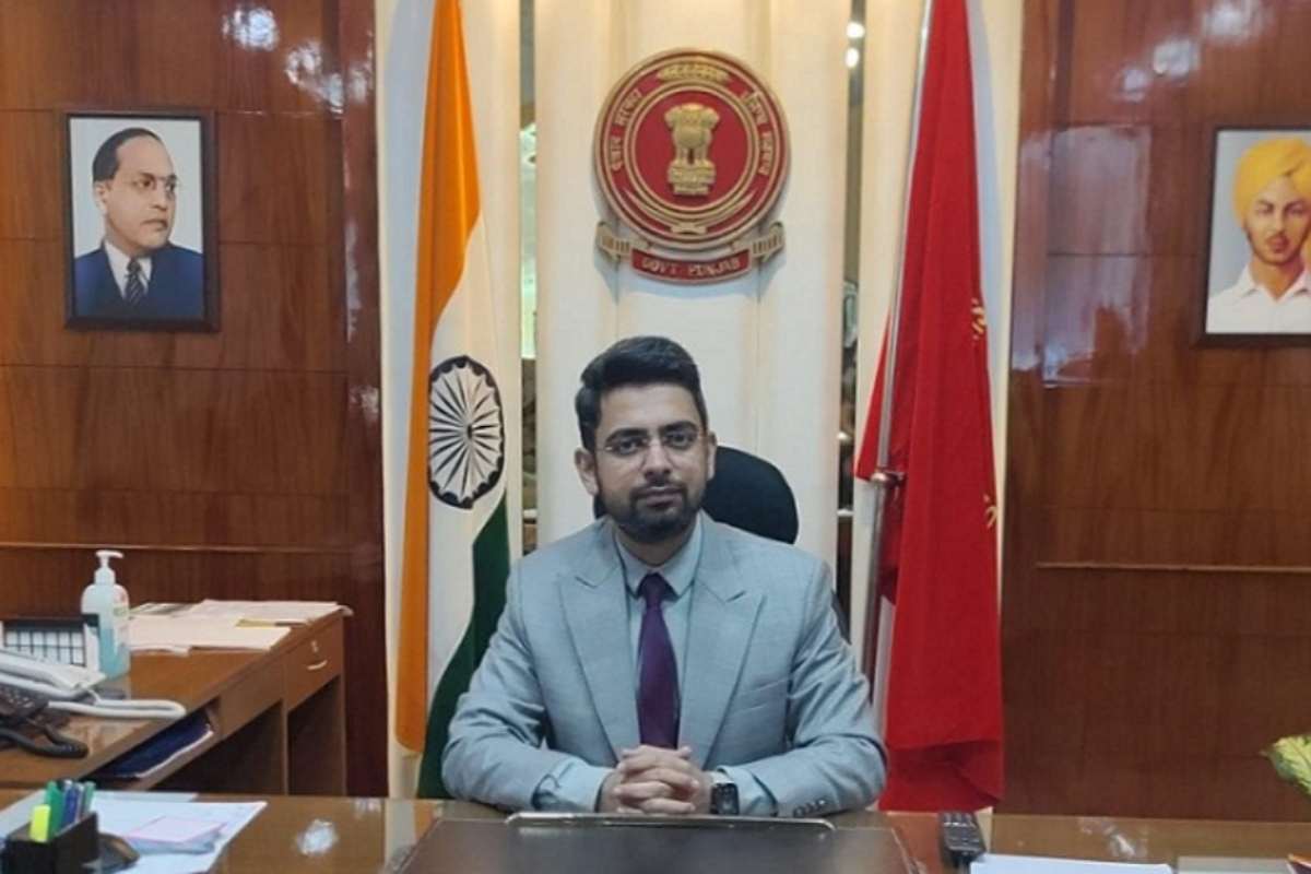 ਮੋਗਾ ਚੋਣਾਂ: ਜ਼ਿਲ੍ਹਾ ਮੈਜਿਸਟ੍ਰੇਟ ਵੱਲੋਂ ਅਸਲਾ ਜਮ੍ਹਾਂ ਕਰਵਾਉਣ ਦੇ ਸਖ਼ਤ ਆਦੇਸ਼